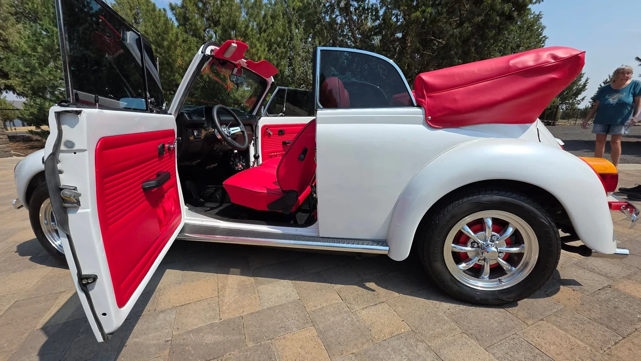 1979 Volkswagen Super Beetle - Image 15 of 31