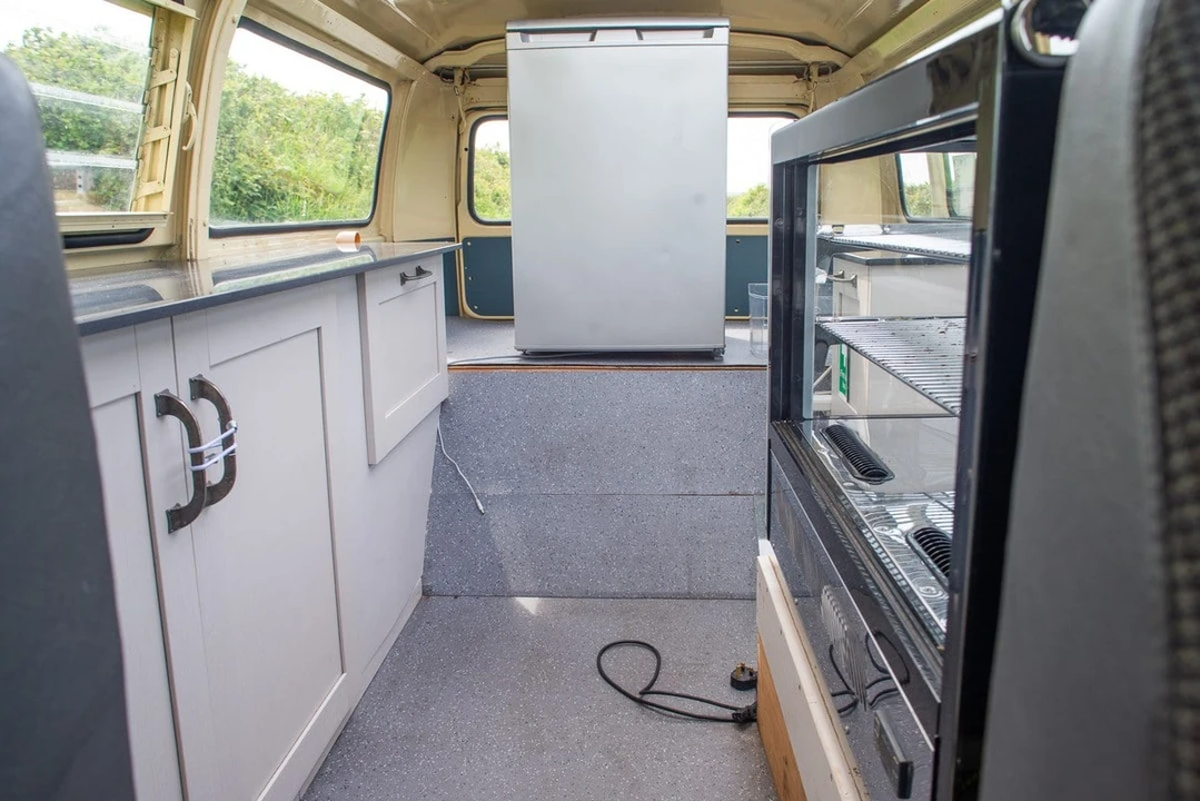 1979 Volkswagen Bay-Window Bus - Image 27 of 30