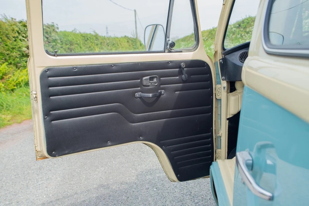 1979 Volkswagen Bay-Window Bus - Image 22 of 30