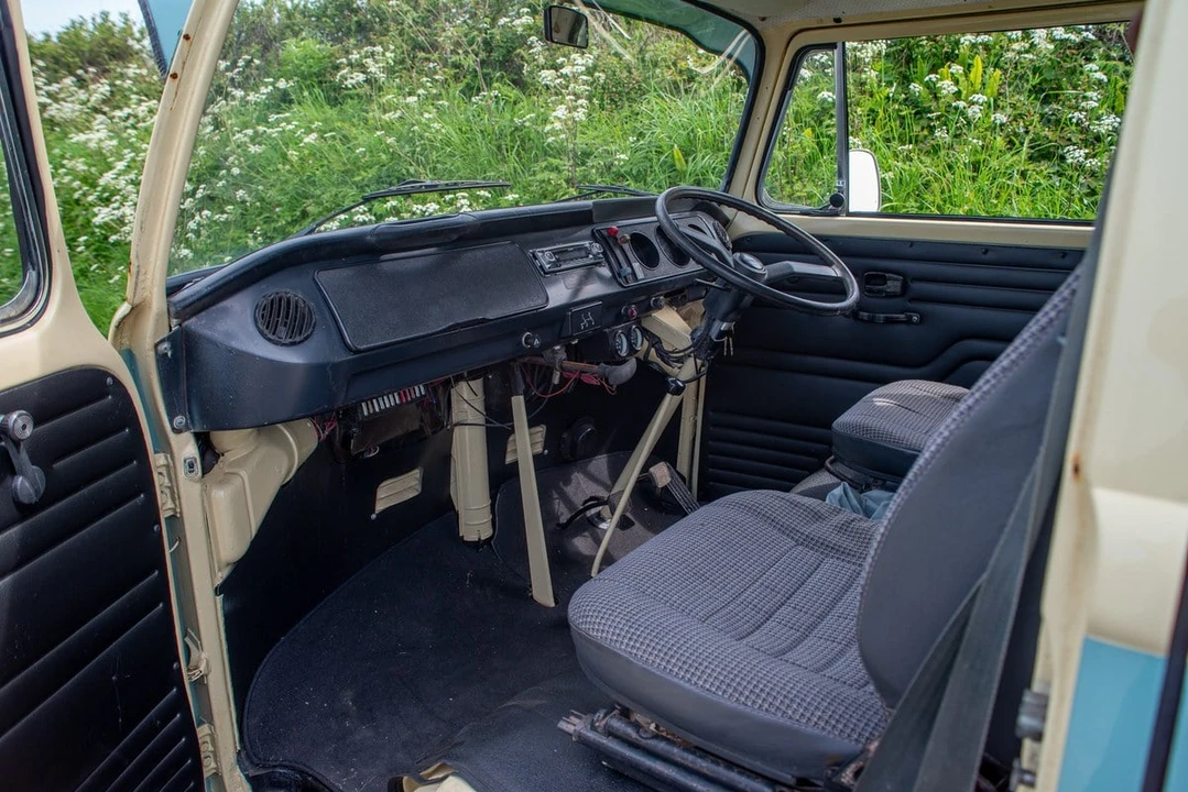 1979 Volkswagen Bay-Window Bus - Image 23 of 30