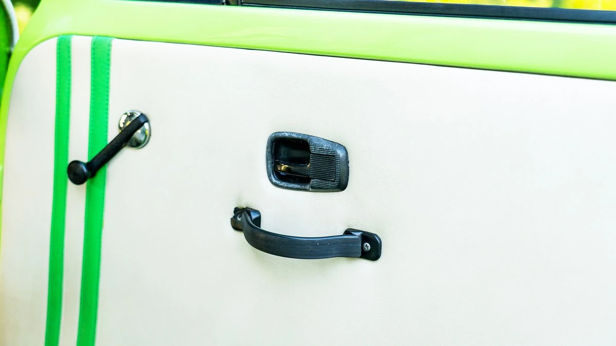1979 Volkswagen Bay-Window Camper - Image 29 of 30