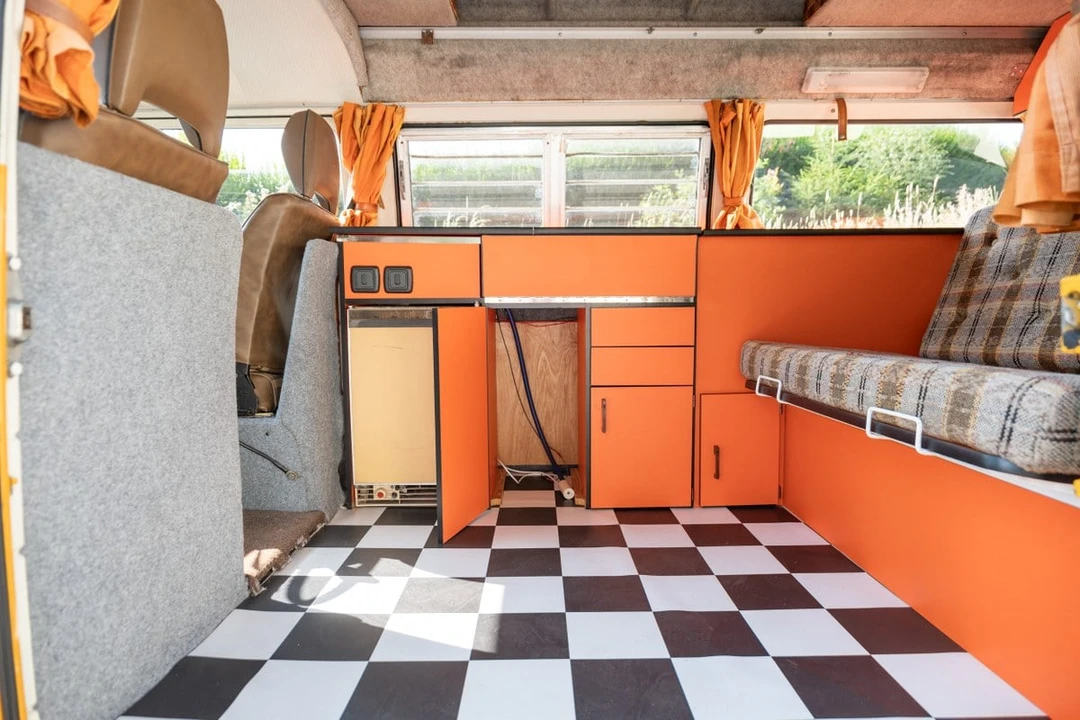 1979 Volkswagen Bay-Window Camper - Image 25 of 30