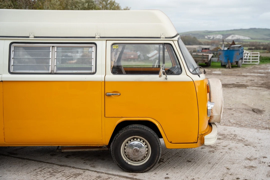 1979 Volkswagen Bay-Window Camper - Image 10 of 30
