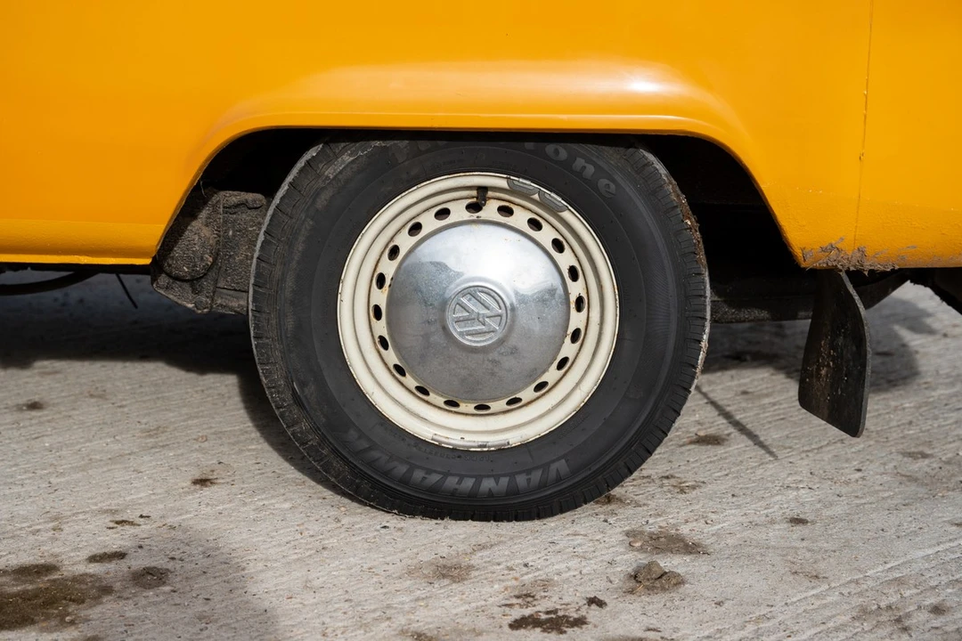 1979 Volkswagen Bay-Window Camper - Image 24 of 30
