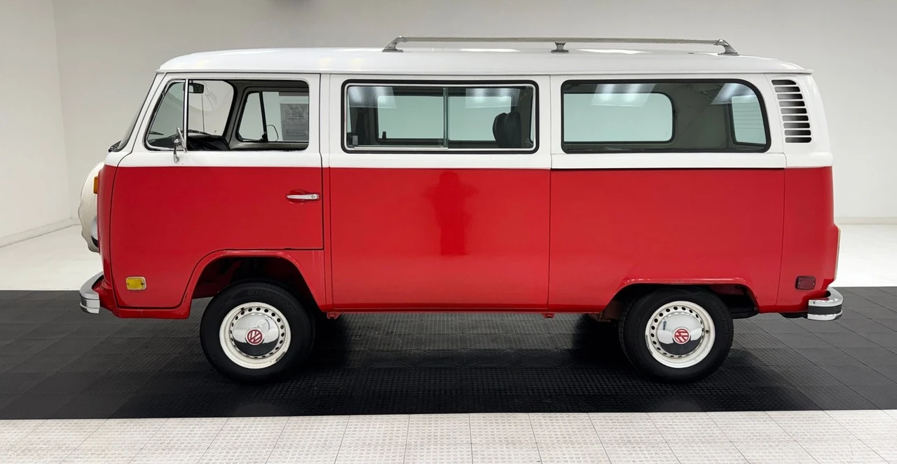 1979 Volkswagen Bay-Window Bus - Image 2 of 21