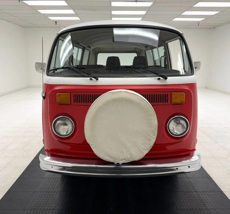 1979 Volkswagen Bay-Window Bus - Image 8 of 21