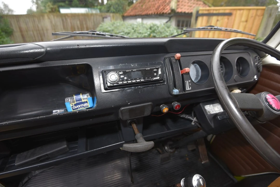 1979 Volkswagen Bay-Window Camper - Image 26 of 30