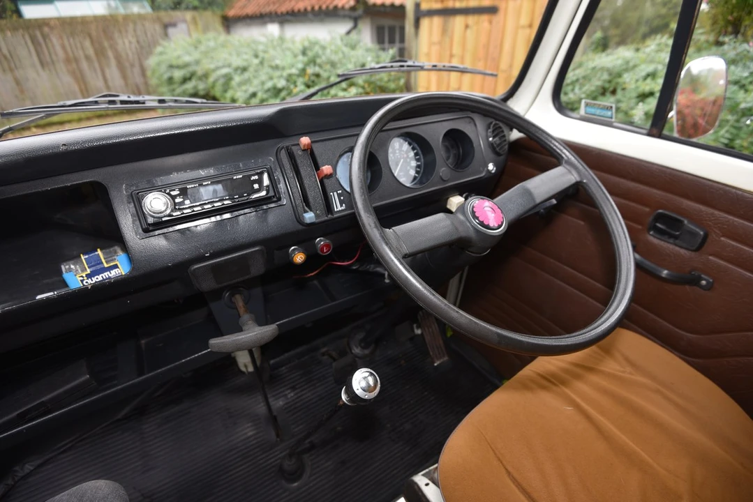 1979 Volkswagen Bay-Window Camper - Image 25 of 30