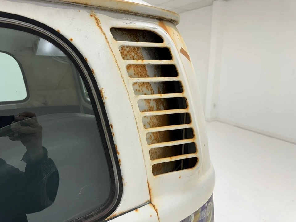 1979 Volkswagen Bay-Window Bus - Image 15 of 21