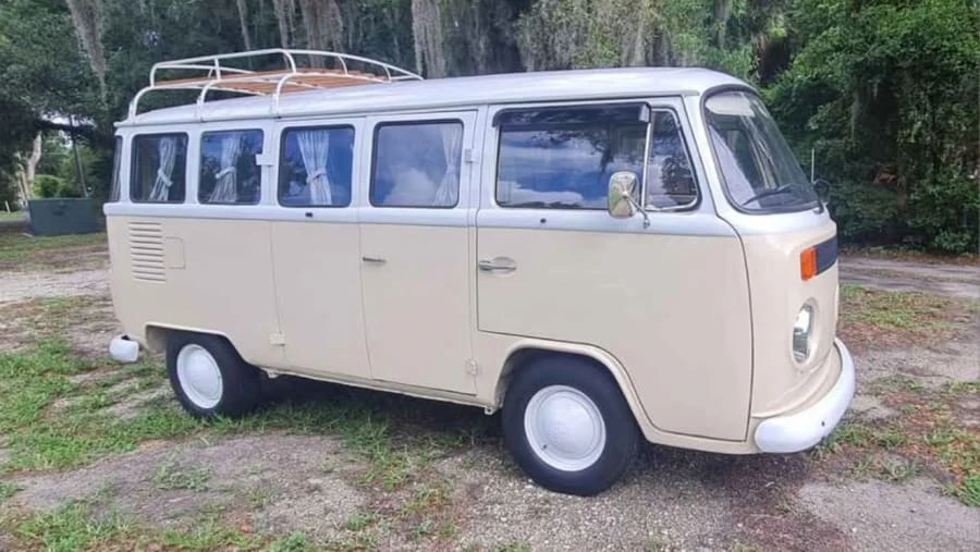 1979 Volkswagen Bay-Window Bus - Image 2 of 12