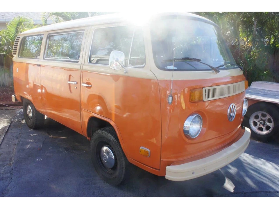 1979 Volkswagen Bay-Window Bus - Image 3 of 18