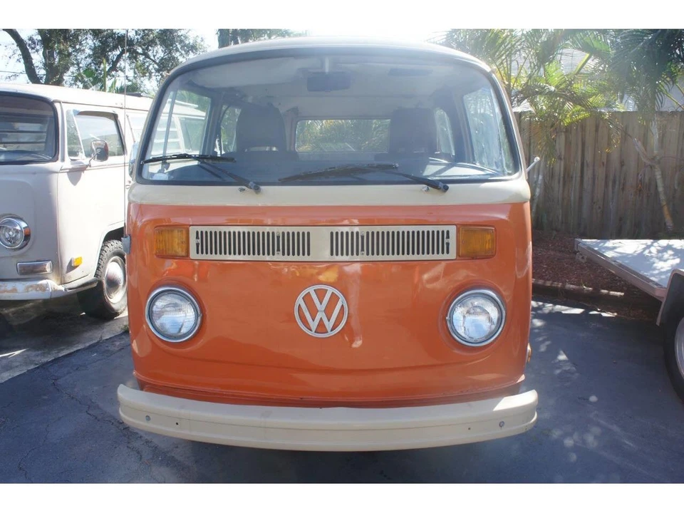 1979 Volkswagen Bay-Window Bus - Image 2 of 18