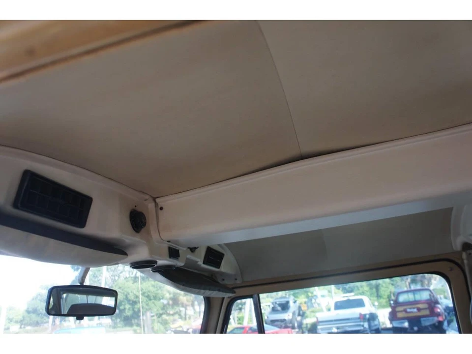 1979 Volkswagen Bay-Window Bus - Image 5 of 18