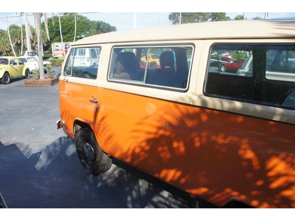 1979 Volkswagen Bay-Window Bus - Image 14 of 18