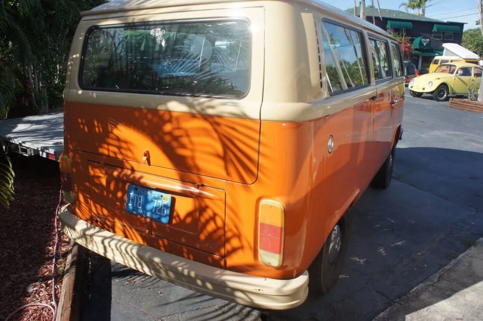 1979 Volkswagen Bay-Window Bus - Image 11 of 18