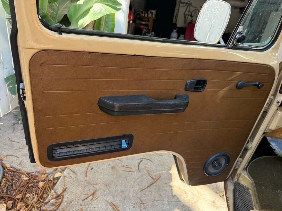 1979 Volkswagen EuroVan - Image 18 of 21