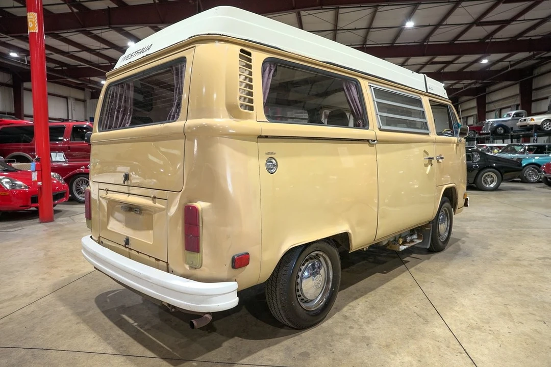 1979 Volkswagen Bay-Window Camper - Image 8 of 12