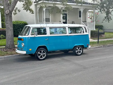 1979 Volkswagen Transporter Bus