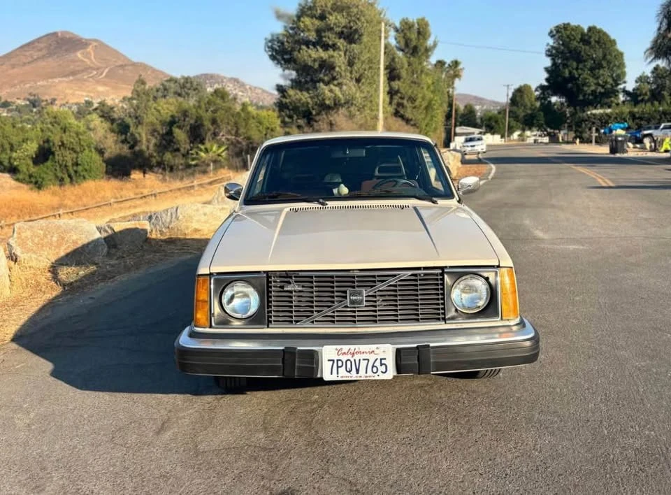 1979 Volvo 242 - Image 5 of 8