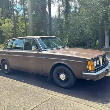 1979 Volvo 240 Sedan 4D