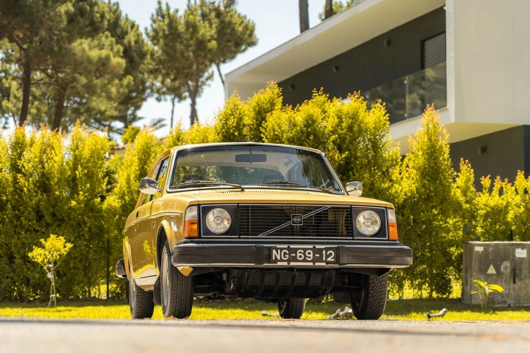 1979 Volvo 242 - Image 4 of 30
