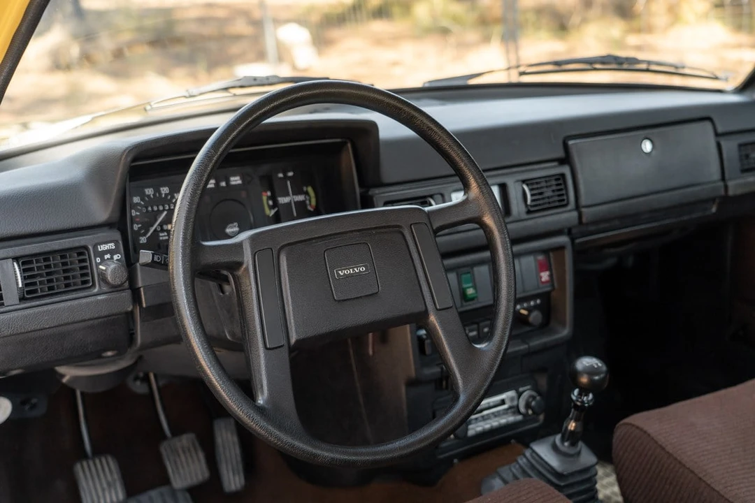 1979 Volvo 242 - Image 10 of 30