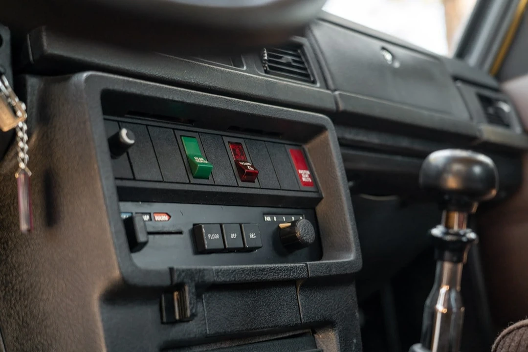 1979 Volvo 242 - Image 15 of 30