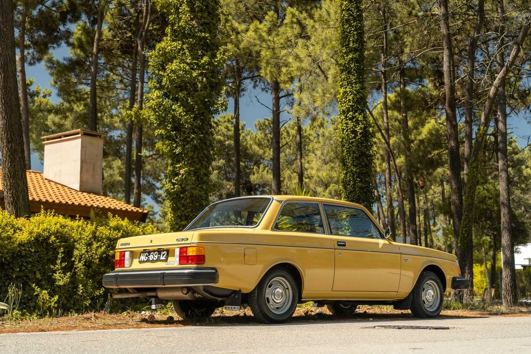 1979 Volvo 242 - Image 6 of 30