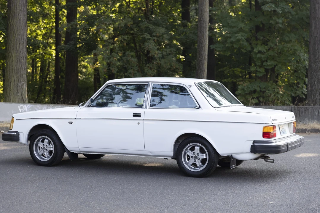 1979 Volvo 242 - Image 11 of 31