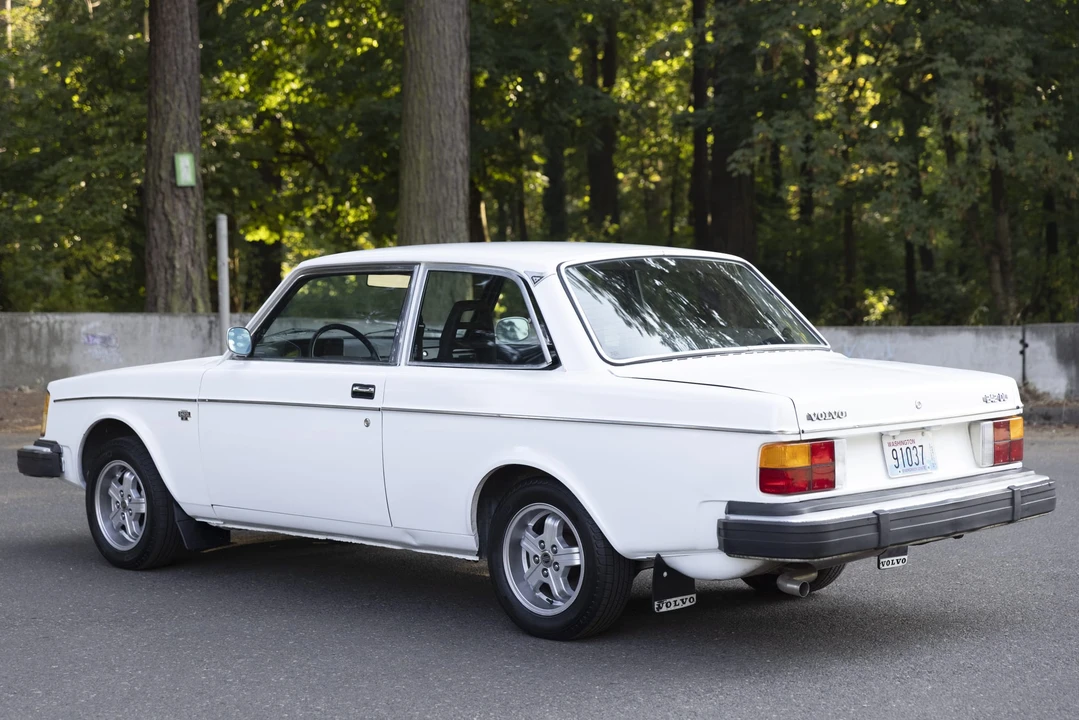 1979 Volvo 242 - Image 13 of 31