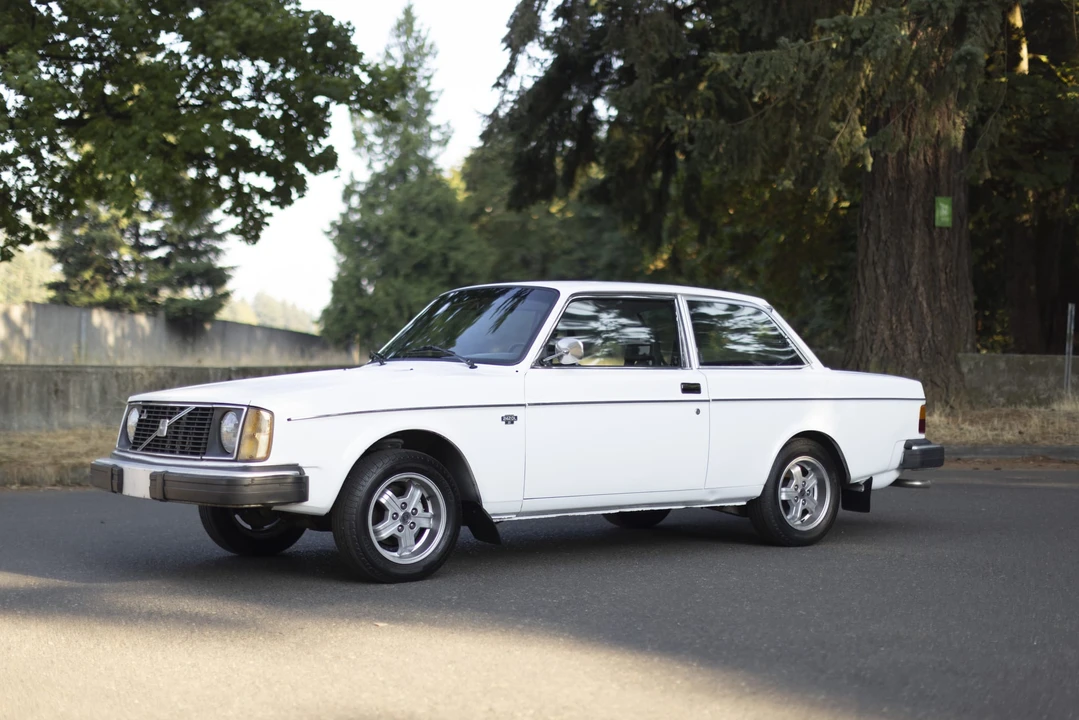 1979 Volvo 242 - Image 8 of 31