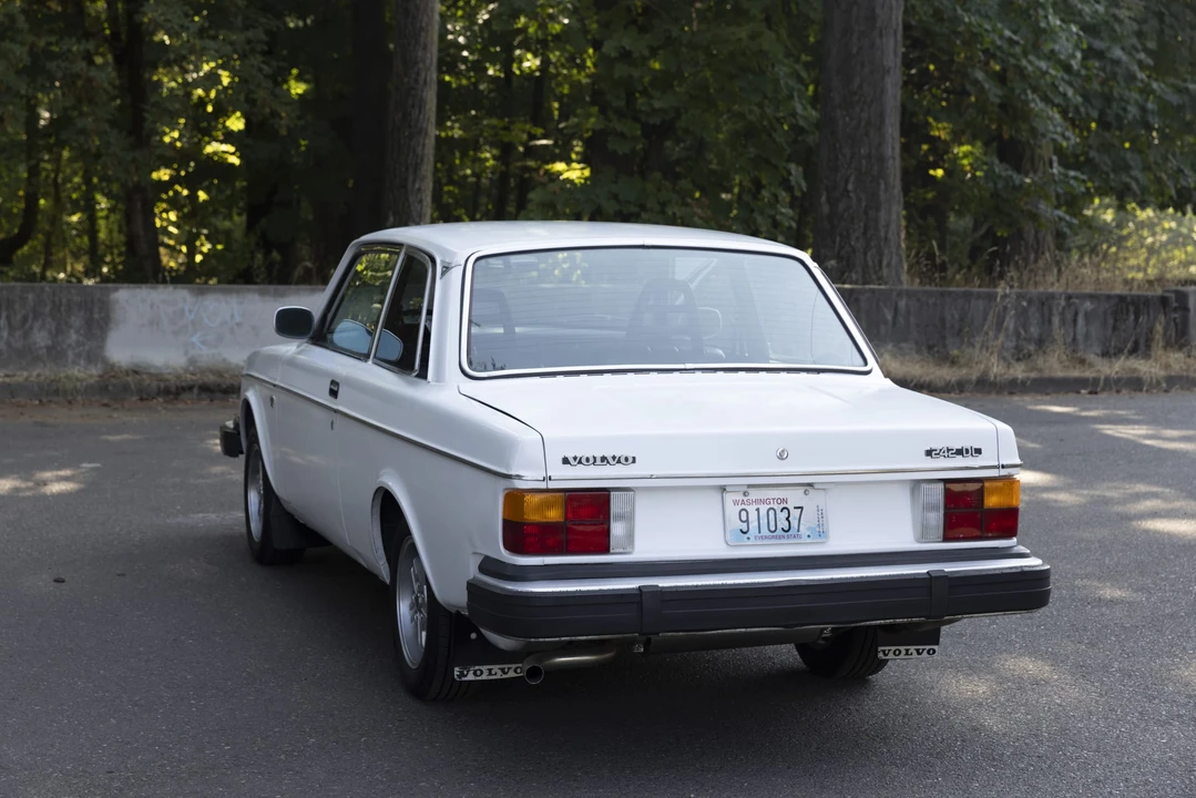 1979 Volvo 242 - Image 16 of 31