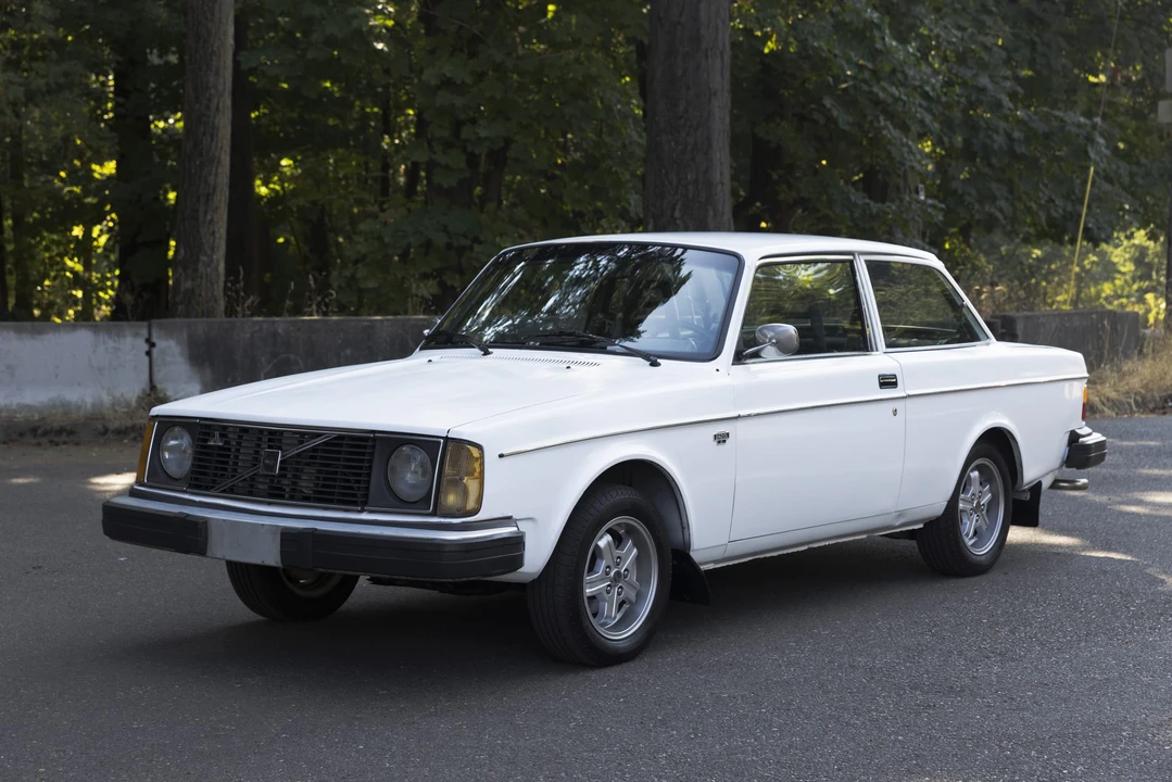1979 Volvo 242 - Image 4 of 31