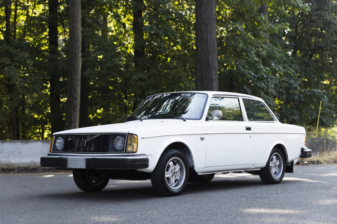 1979 Volvo 242 - Image 5 of 31