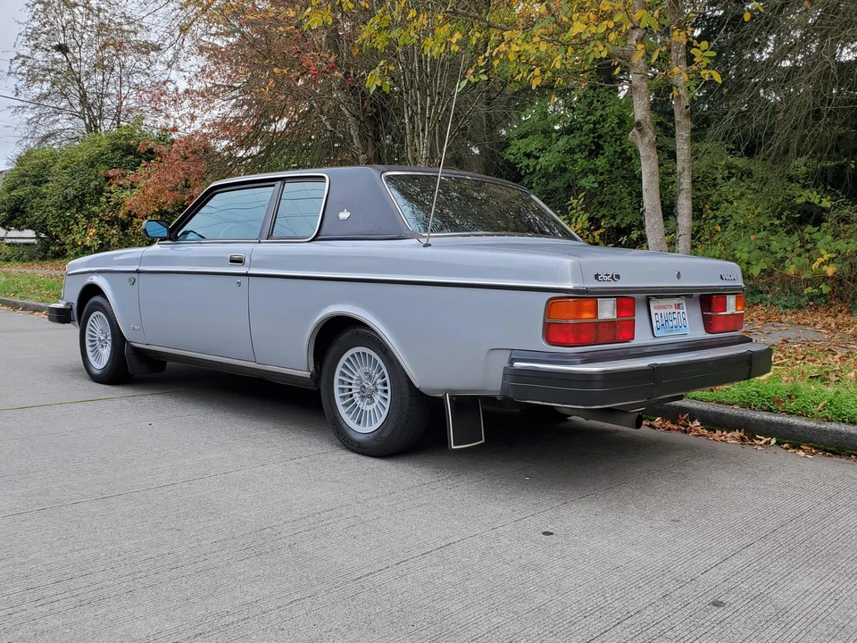1979 Volvo 262C - Image 9 of 31