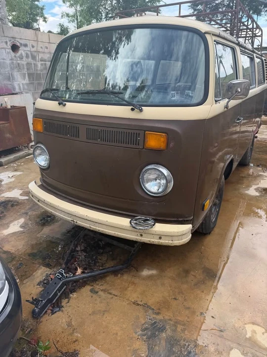 1979 Volkswagen Bay-Window Bus - Image 5 of 7