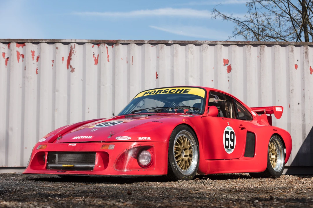 1981 Porsche 934 & 935 - Image 3 of 31
