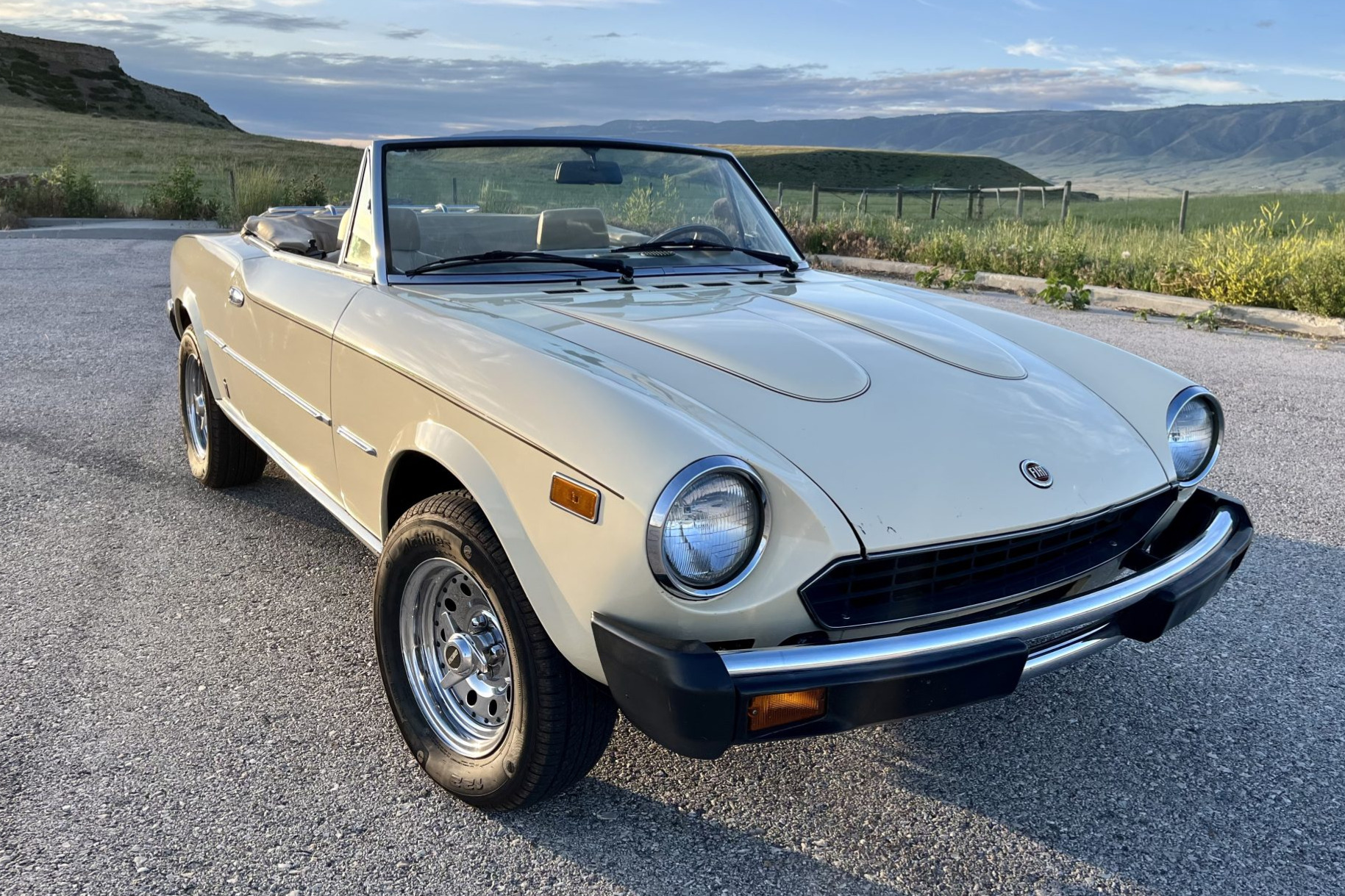 1979 Fiat 124 Spider 2000