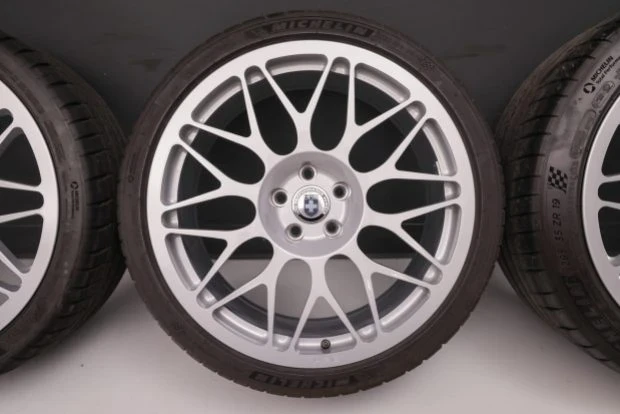 Parts & Memorabilia Other Wheels - Image 2 of 5