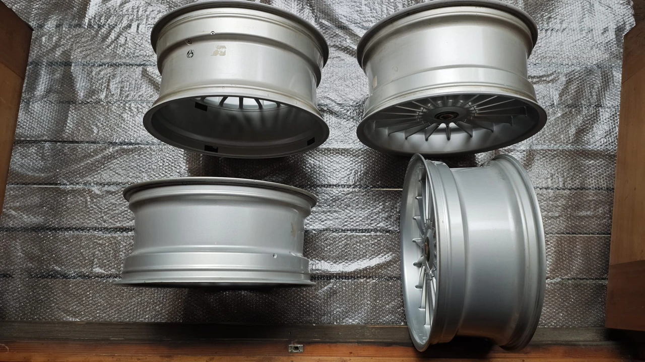 Parts & Memorabilia Ronal Wheels - Image 31 of 31