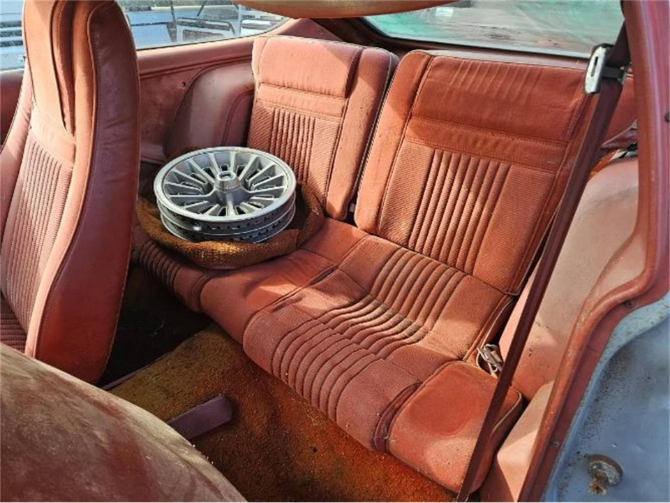 1980 AMC Spirit - Image 9 of 11