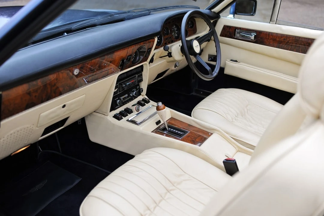 1980 Aston Martin DBS V8 & V8 & V8 Vantage - Image 26 of 30
