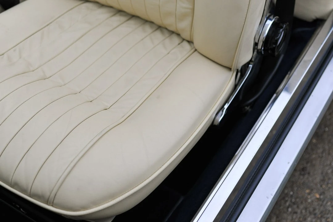 1980 Aston Martin DBS V8 & V8 & V8 Vantage - Image 23 of 30