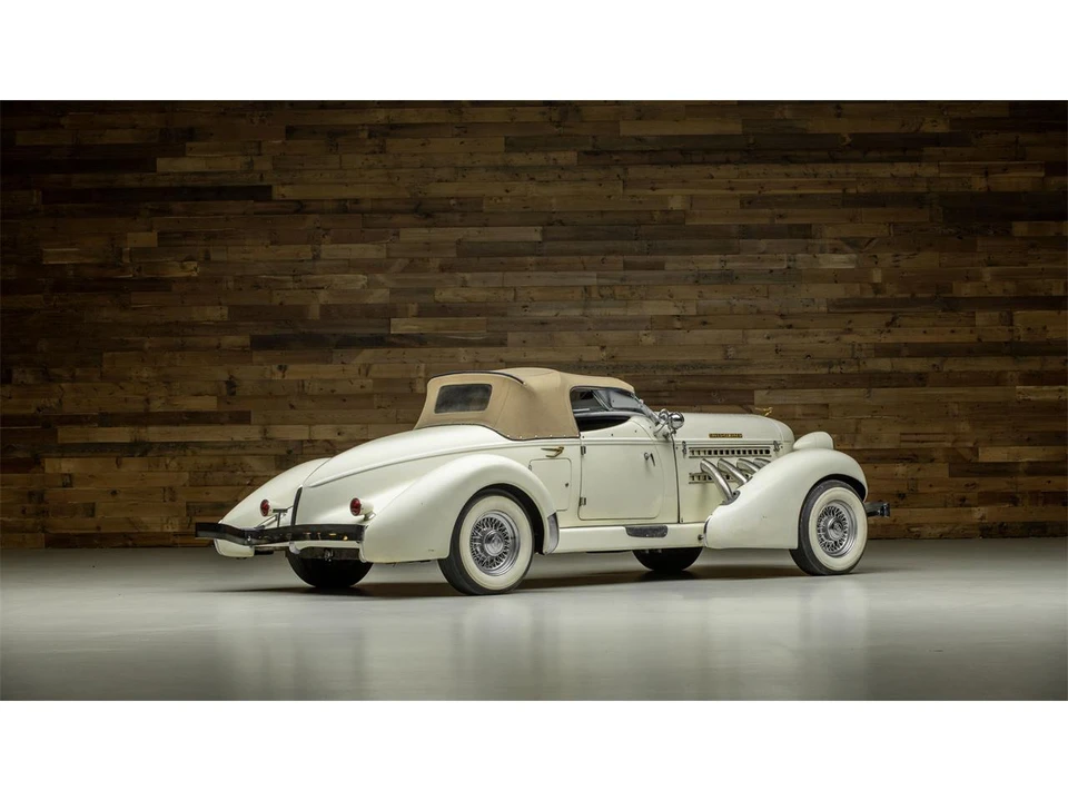 1980 Auburn Twelve - Image 4 of 4