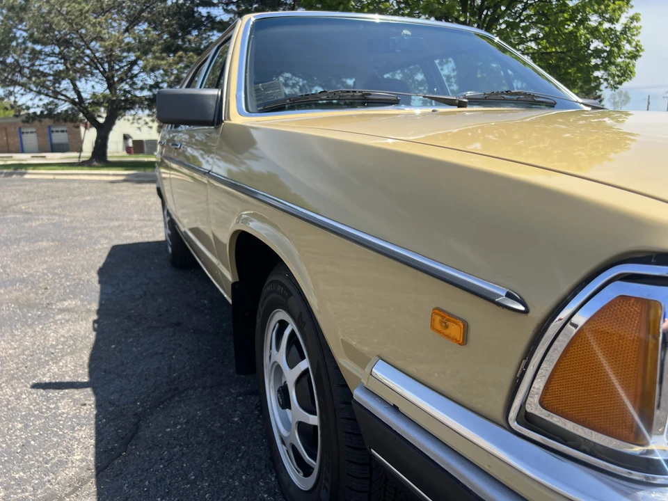 1980 Audi C2 100 & 200 & 5000 - Image 17 of 31