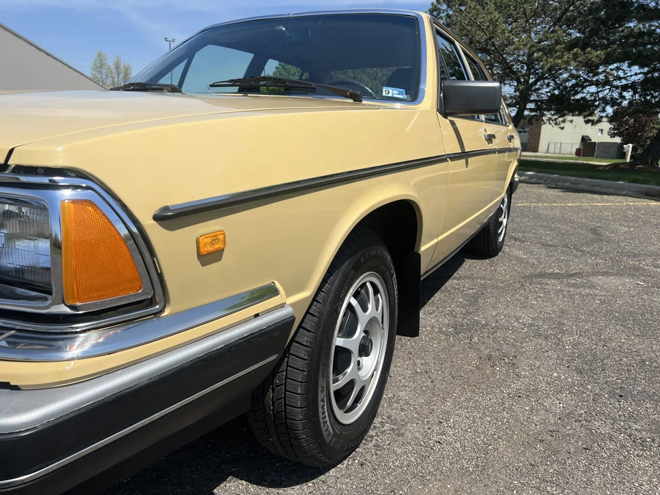 1980 Audi C2 100 & 200 & 5000 - Image 11 of 31