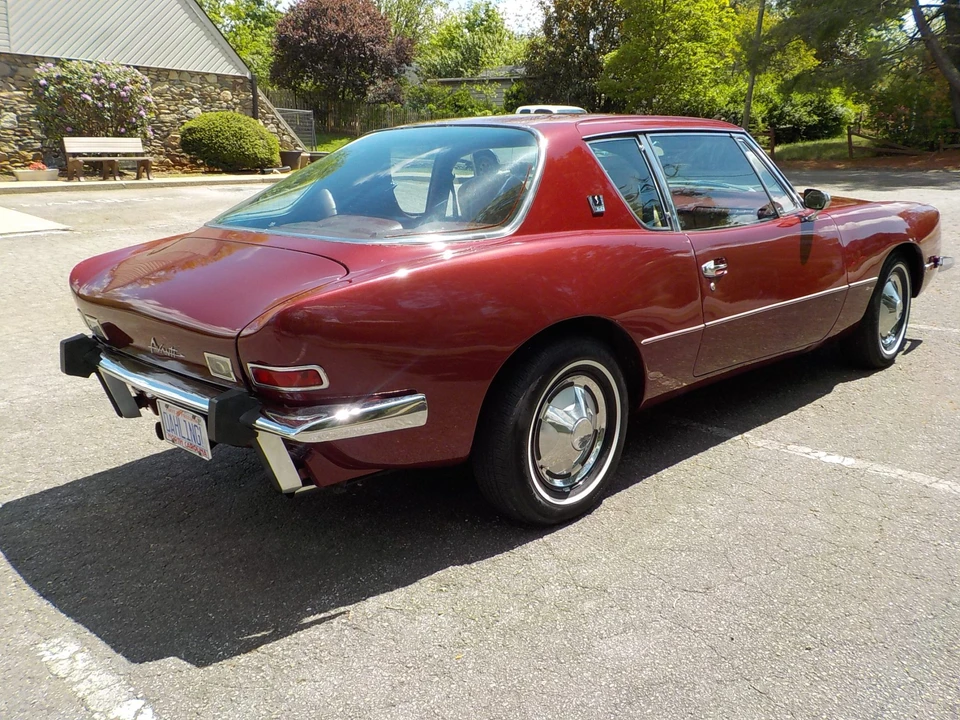 1980 Studebaker Avanti - Image 8 of 31