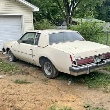 1980 Buick Regal Custom Coupe 2D