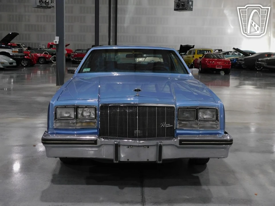 1980 Buick Riviera 4th-7th Gen - Image 9 of 11