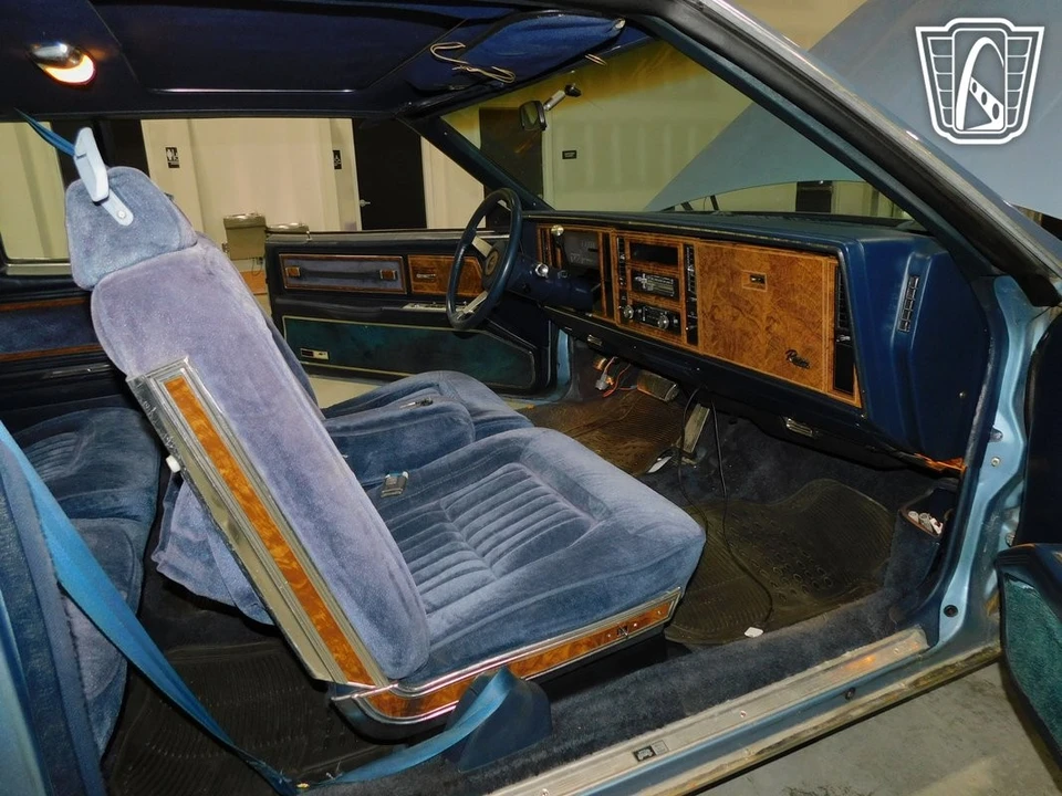 1980 Buick Riviera 4th-7th Gen - Image 8 of 12